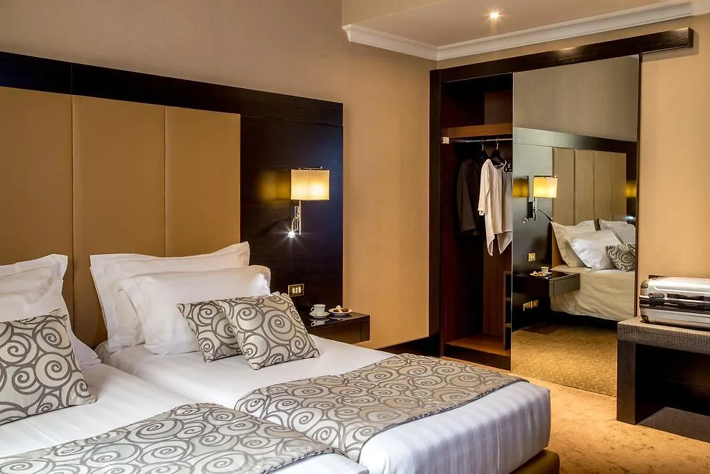 Hotel Savoy Rome