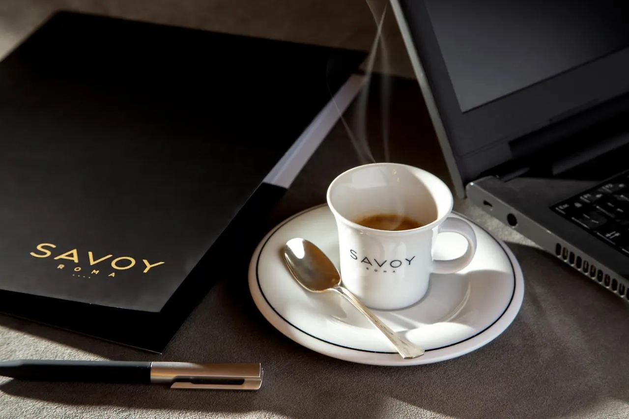 Hotel Savoy Rome 4*,